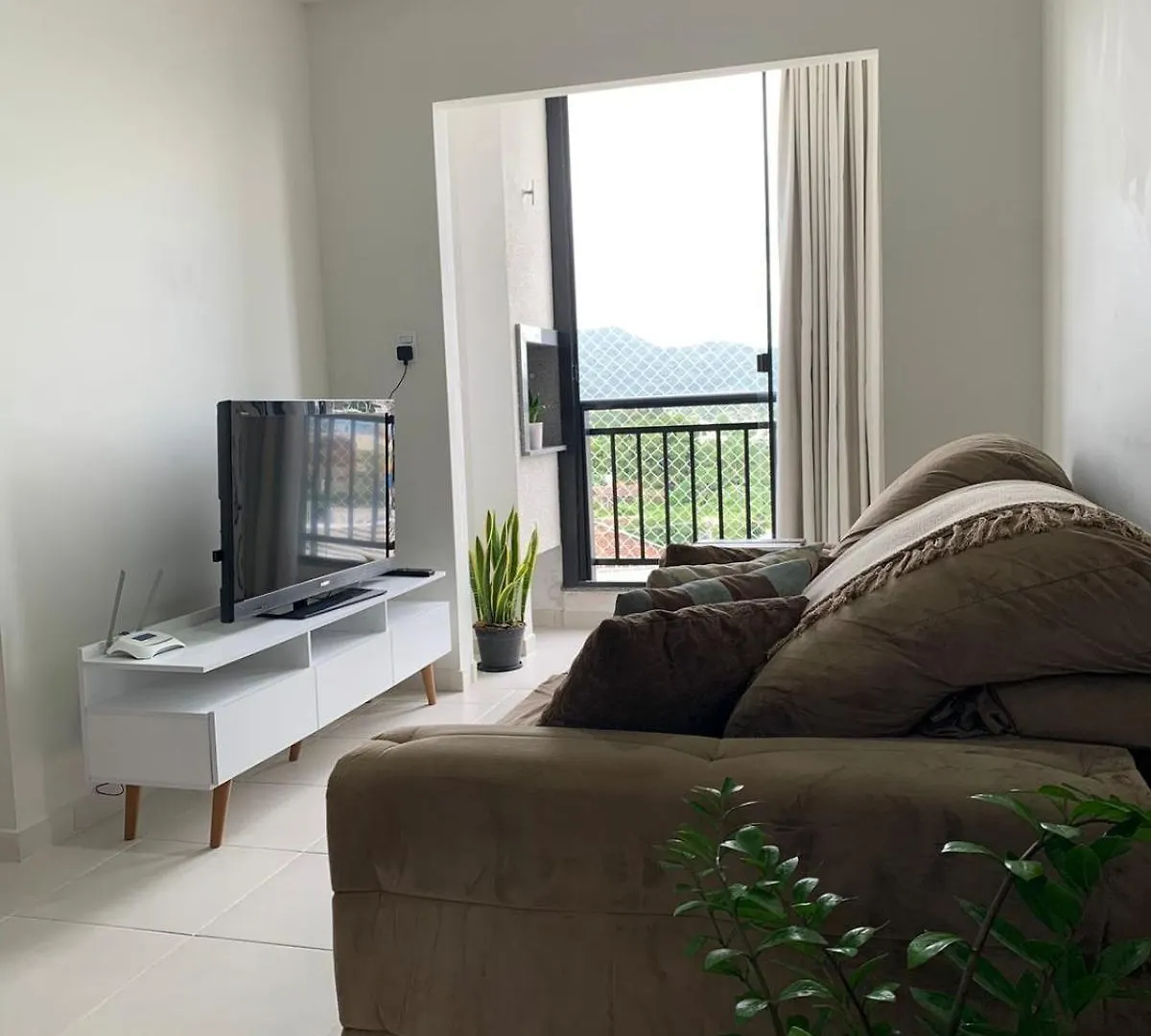 Apartamento Beto Carrero Centro Penha Sc 0*, 페냐