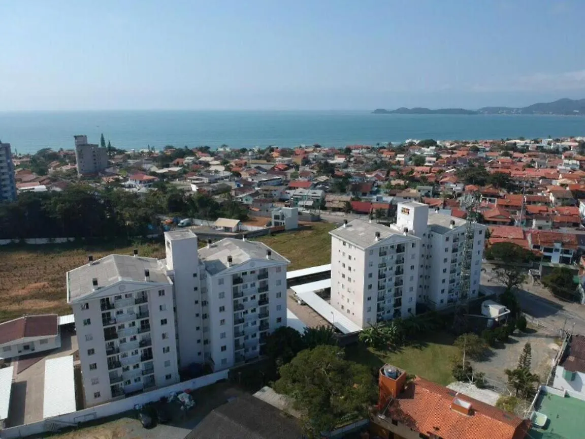 Apartamento Beto Carrero Centro Penha Sc